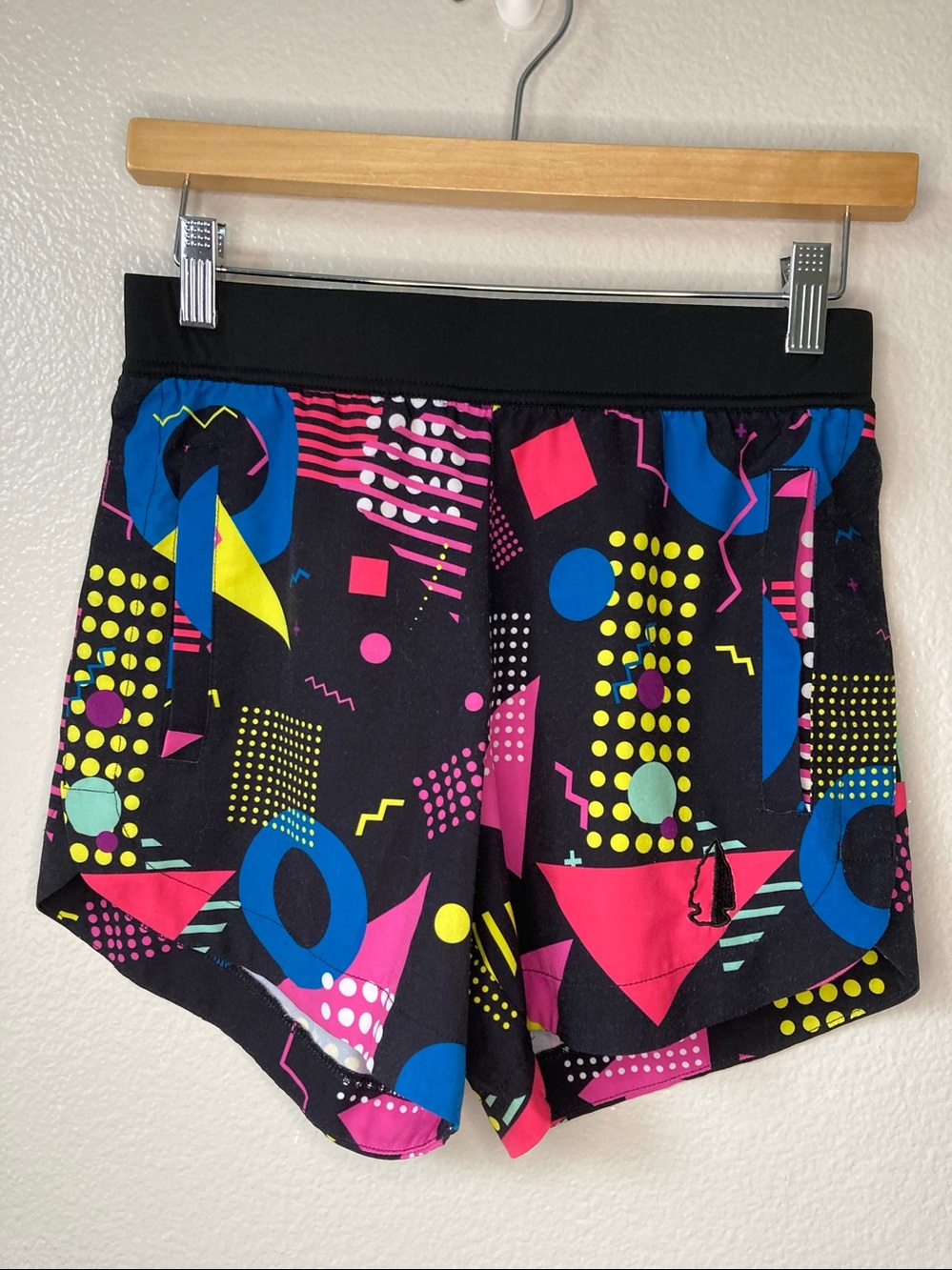 TACHUNTFISH Athletic Shorts retro 80s graphic small